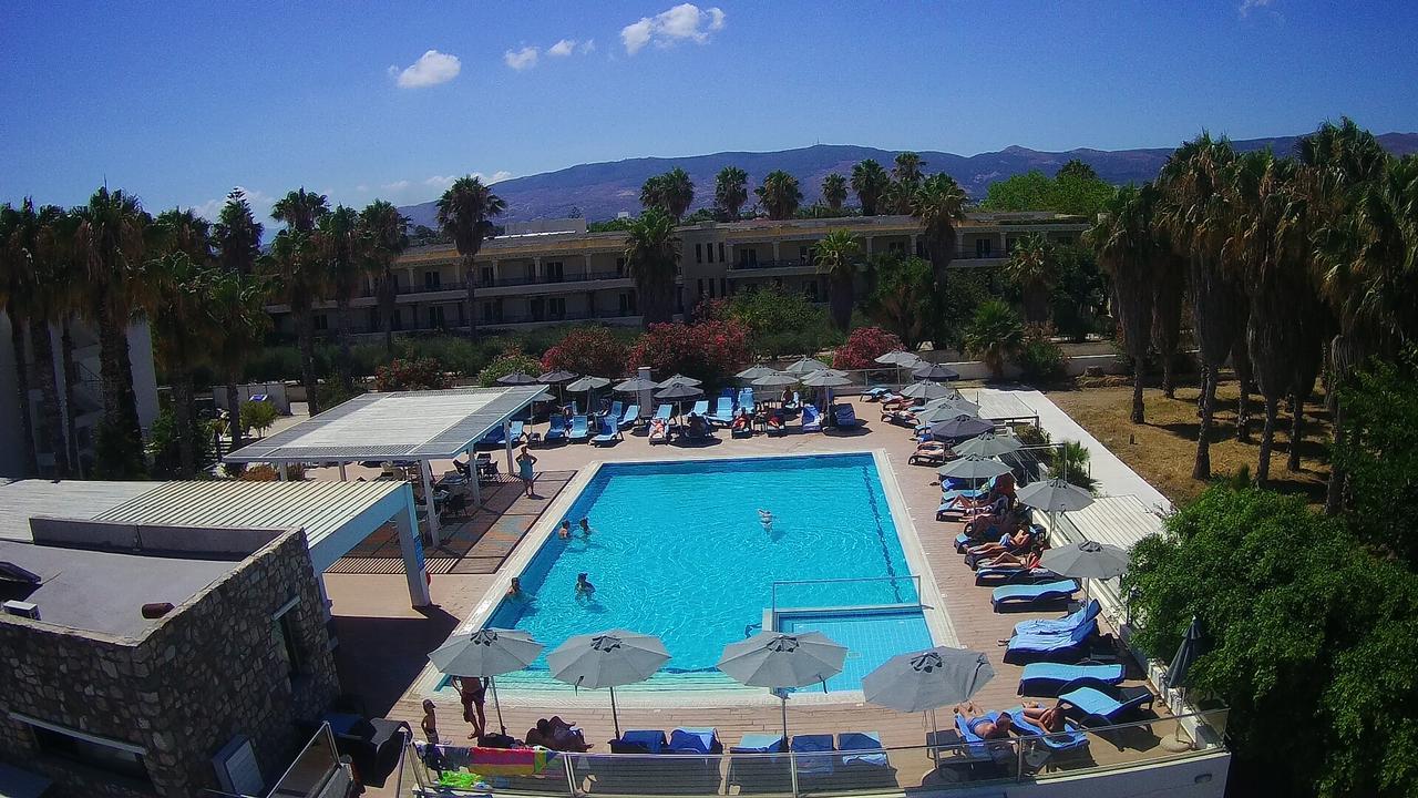 Cosmopolitan Hotel Dış mekan fotoğraf